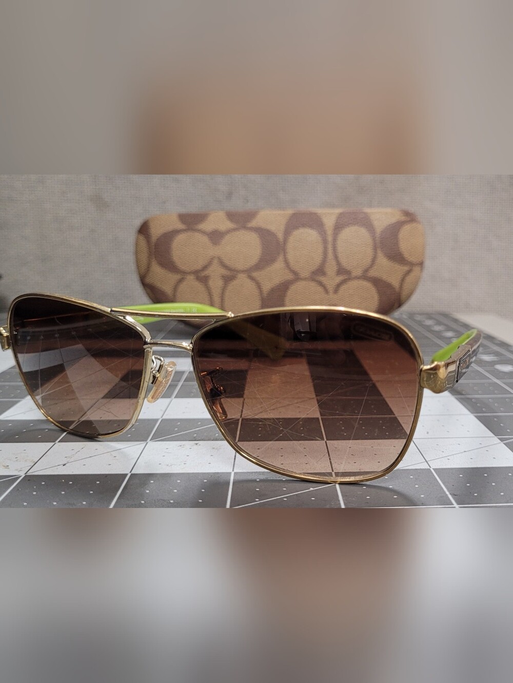 Coach VINTAGE Y2K HC7012 Caroline Gold Tortoise Sunglasses READ PLEASE